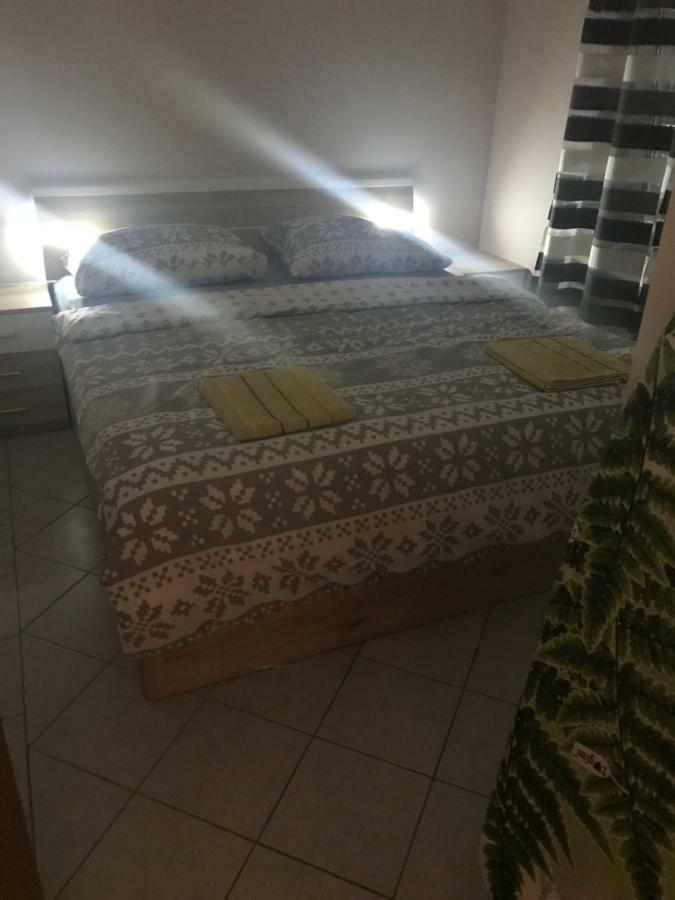 Apartman Petra 2 Vir Extérieur photo