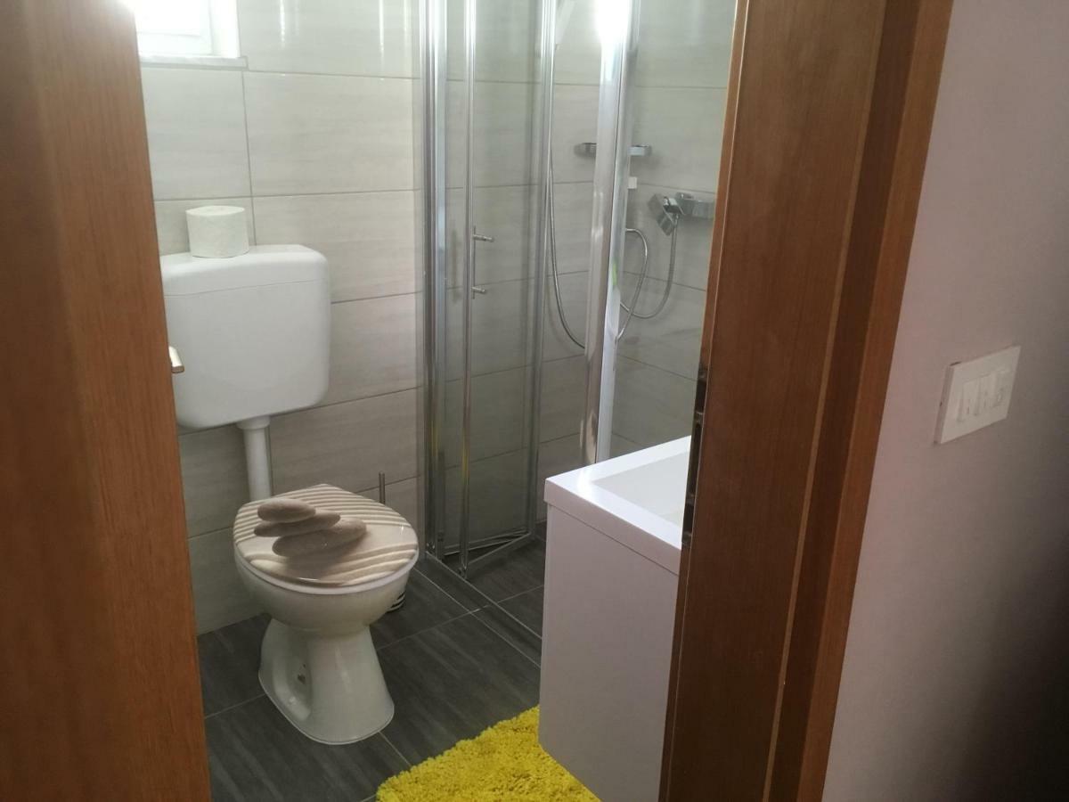 Apartman Petra 2 Vir Extérieur photo